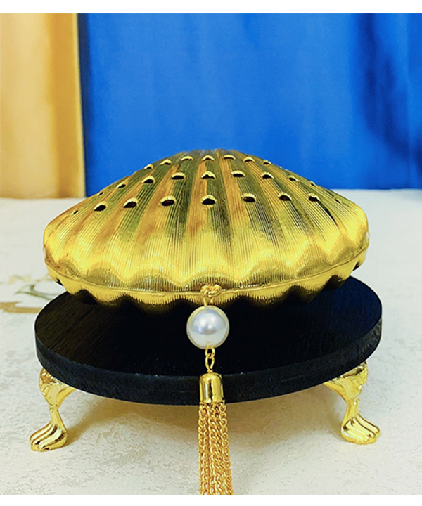 Gold Seashell Bakhoor Burner - Image 3