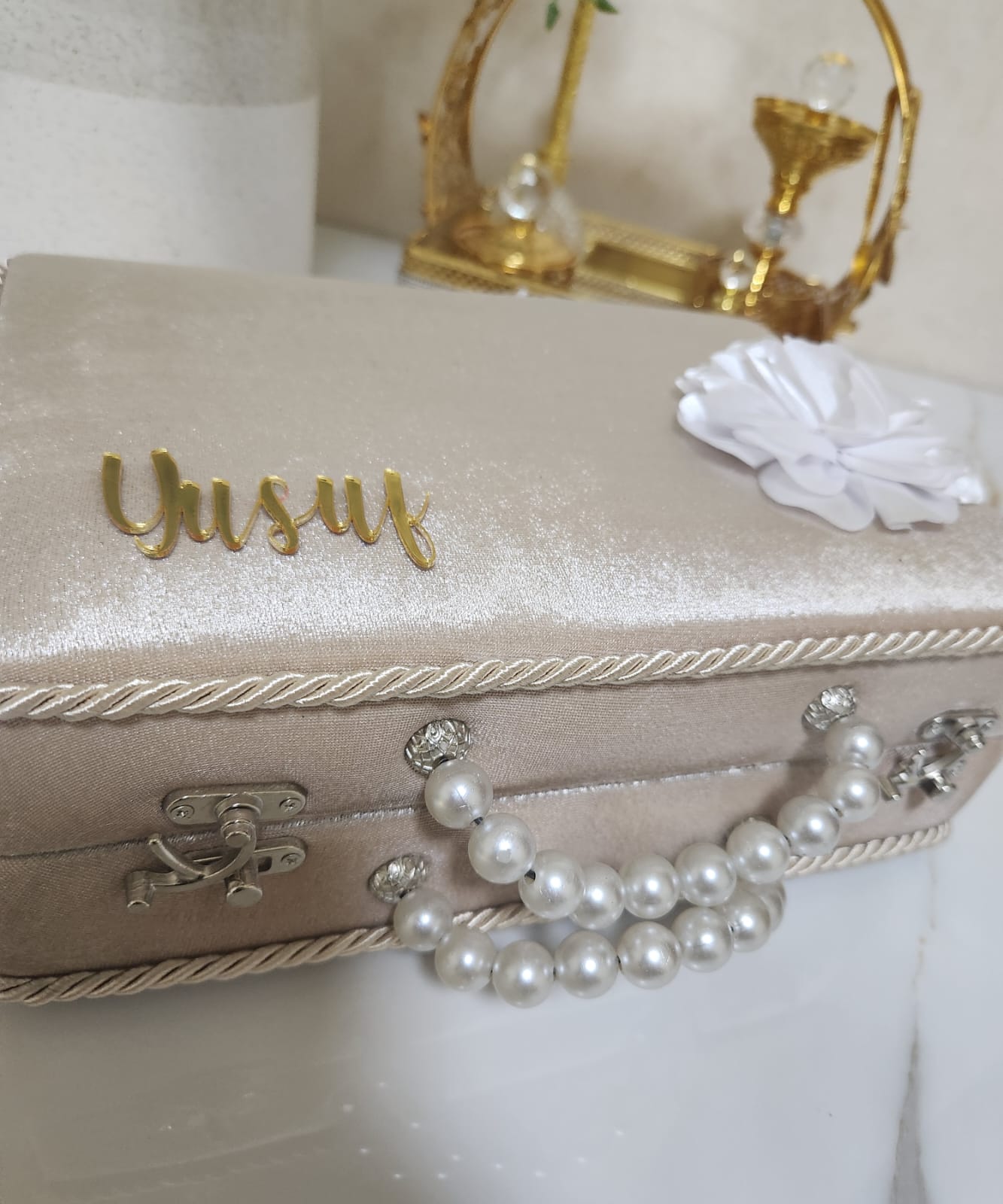 Gold Velvet Islamic Gift Set - Image 4