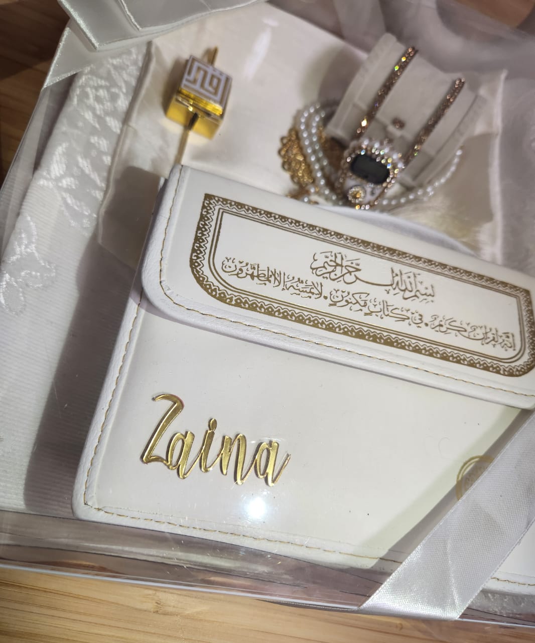 Ramadan Edition 30 Para Gift Set For Her-White