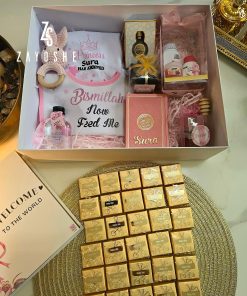 Alternative view of Welcome to the World Gift Set – It's a Girl!