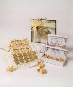 Personalized Wedding Gift Hamper with Mini Favors