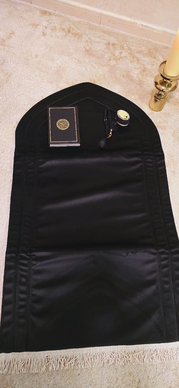 Black Velvet Prayer Mat