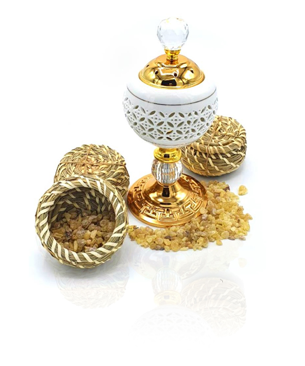 CERAMIC-BAKHOOR-BURNER-WITH-CRYSTAL-LID_0002_Layer-1 Ceramic Bakhoor Burner With Crystal Lid