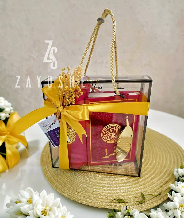 Customized Gift Hamper for Special Occasions
