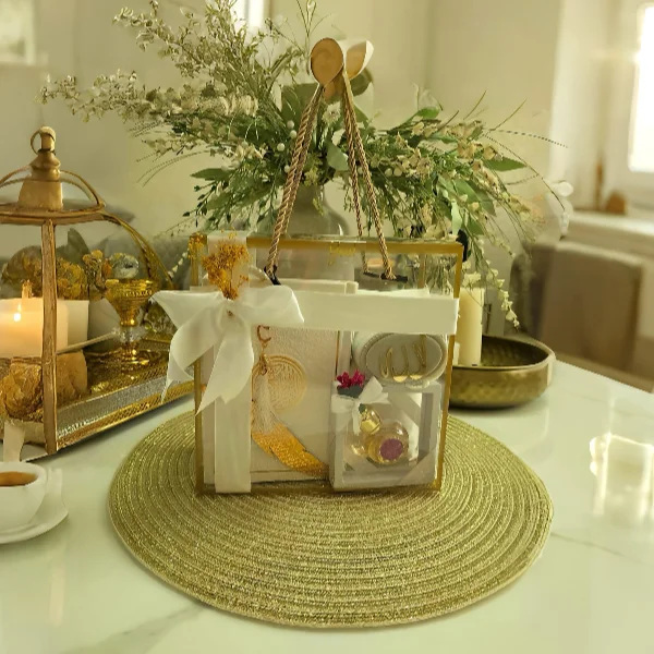 Elegant Islamic Gift Hamper - White