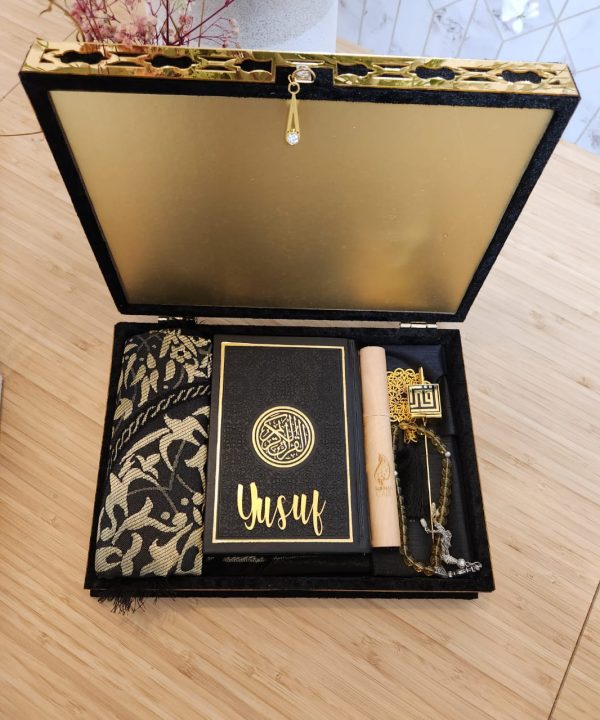 Exclusive-Islamic-Gift-Set-with-Rainbow-Quran-For-Him2 Exclusive Islamic Gift Set with Rainbow Quran For Him - Black