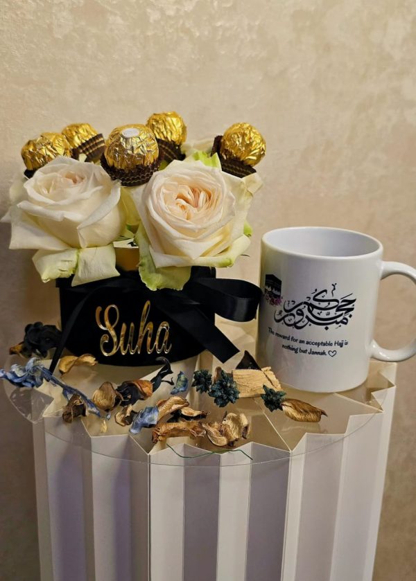 Hajj Mubarak Mug Bouquet