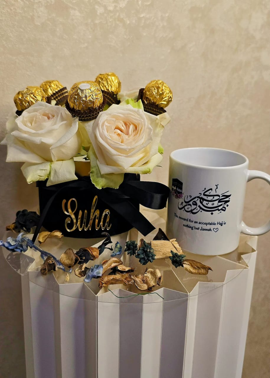 Hajj Mubarak Mug Bouquet - Flowers gift from ZAYOSHE in Maleha Street, Sharjah, UAE - image 4