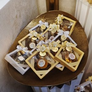 Hamidi White Oud - Elegant Wedding Favor