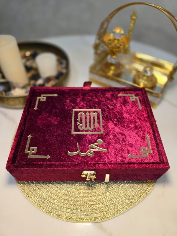 Luxurious Islamic Gift Box with Personalization - Red