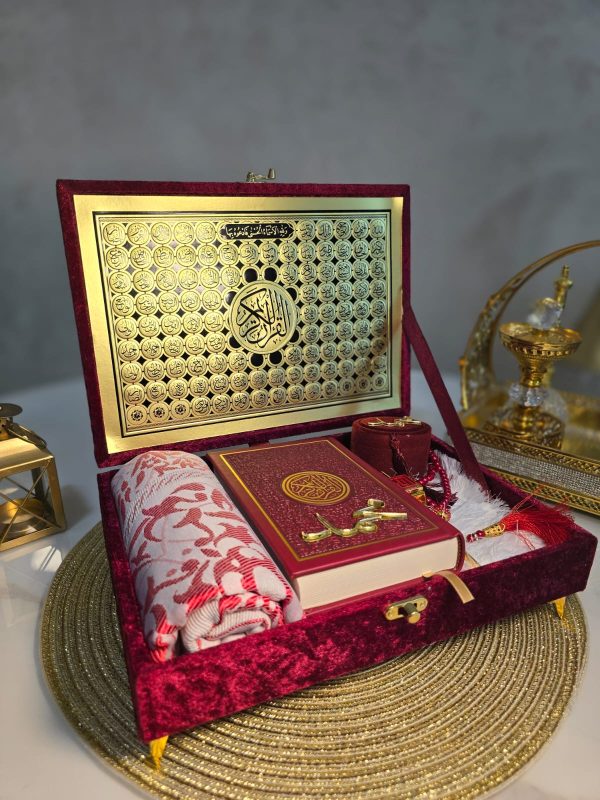 Luxurious Islamic Gift Box with Personalization - Red