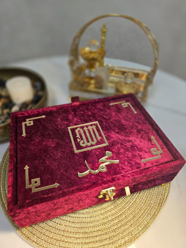 Luxurious Islamic Gift Box with Personalization - Red