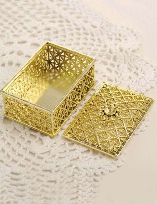 Luxury Gold Favor Box in Sharjah