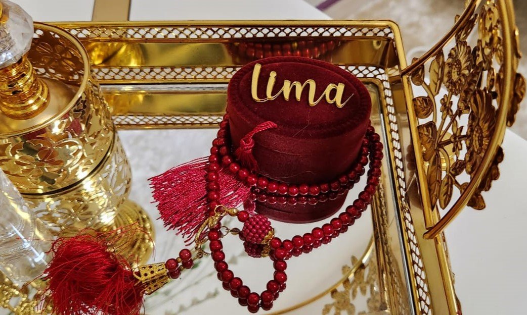 Pearl Tasbeeh With Personalized Case – Maroon in Sharjah