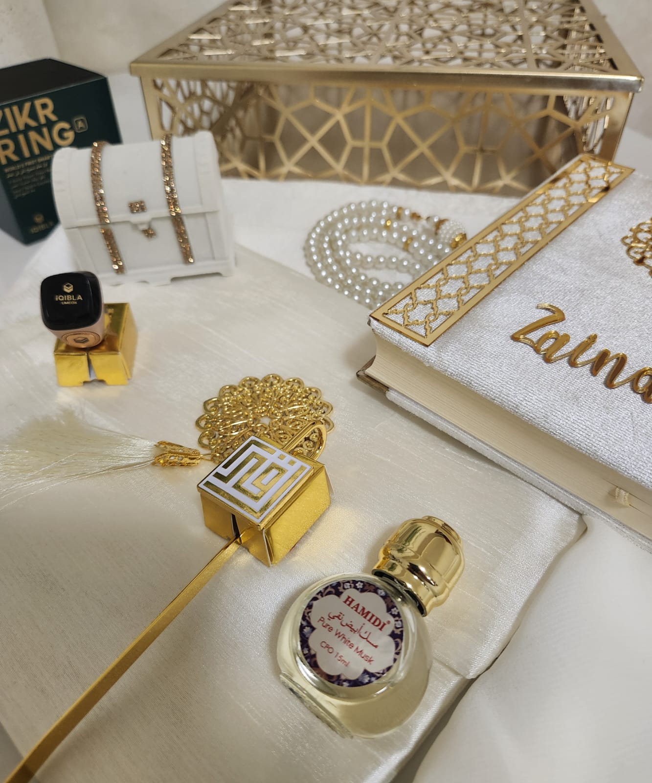 Personalized Royal Islamic Gift Box For Her – White - Gift Sets gift from ZAYOSHE in Maleha Street, Sharjah, UAE - image 4