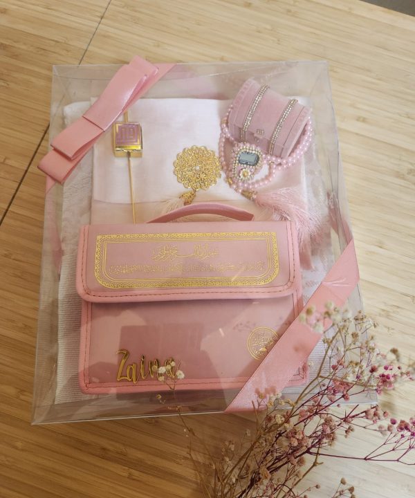 30 Para Quran Ramadan Gift Set For Her - Pink