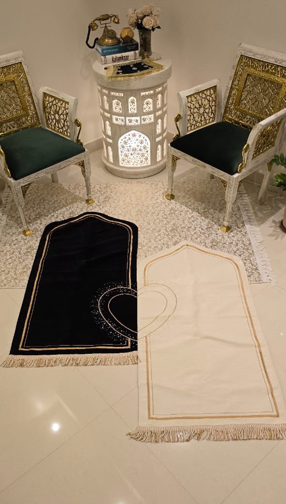 Zayoshe Couples Heart Prayer Mat Set