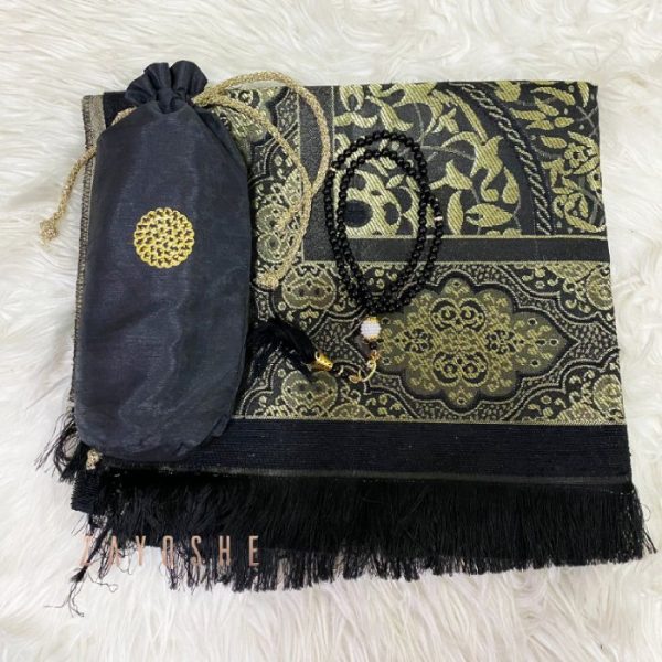 prayer-rug-with-cylindrical-pouch-zayoshe-6 Prayer Rug With Pouch And Matching Tasbeeh – Black