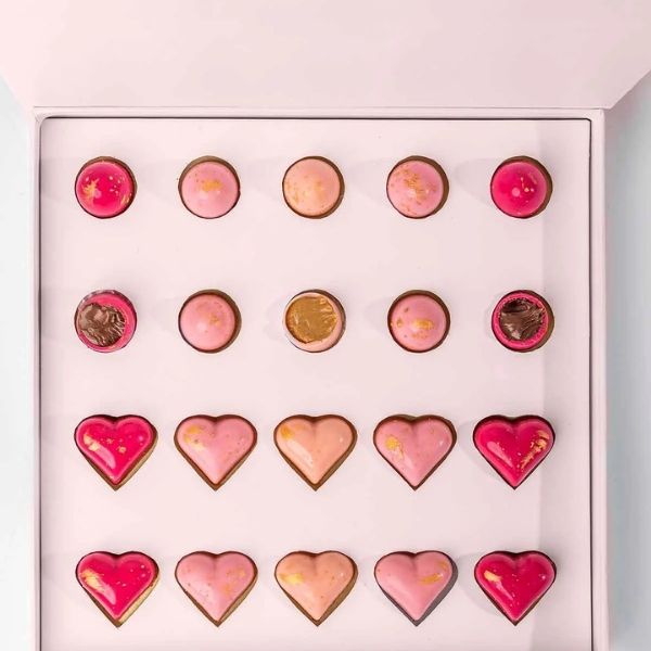 Assorted Hearts and Bonbons – 20pcs Chocolate Gift Box