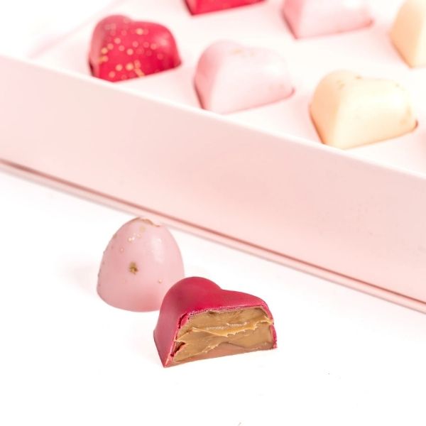 Assorted Hearts and Bonbons – 20pcs Chocolate Gift Box