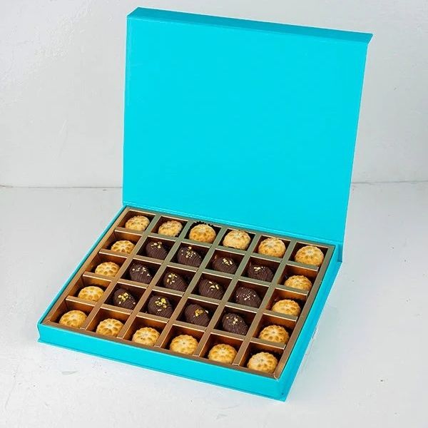 Classic Ramadan Treats 30pcs Gift Box