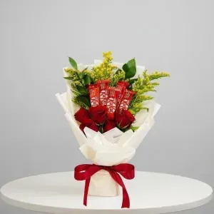 Red Rose Chocolate Charm Bouquet
