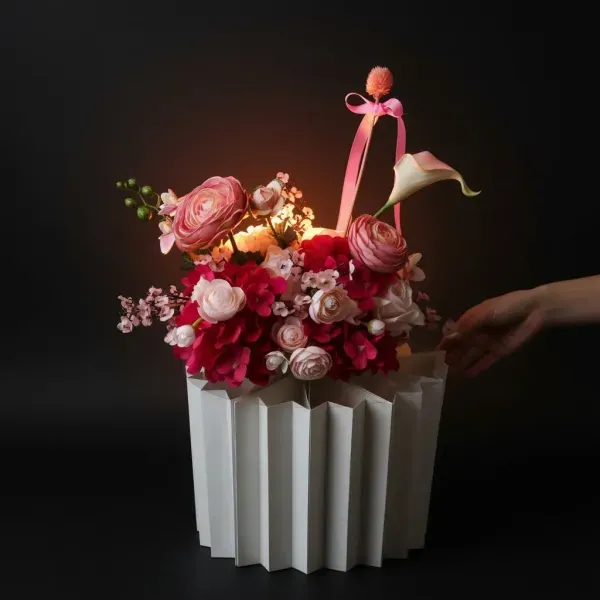 Rosette Fan Bloom Box