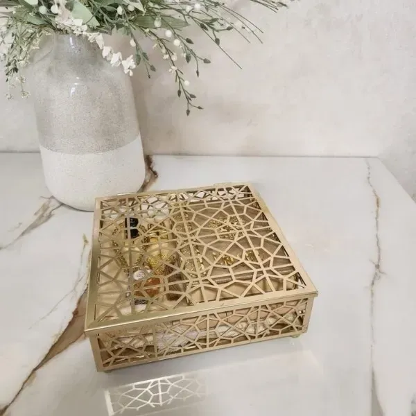 golden elegance 1 Golden Elegance Gift Hamper- for Her