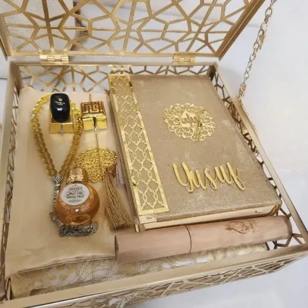 golden elegance him 5 Golden Elegance Gift Hamper- For Him
