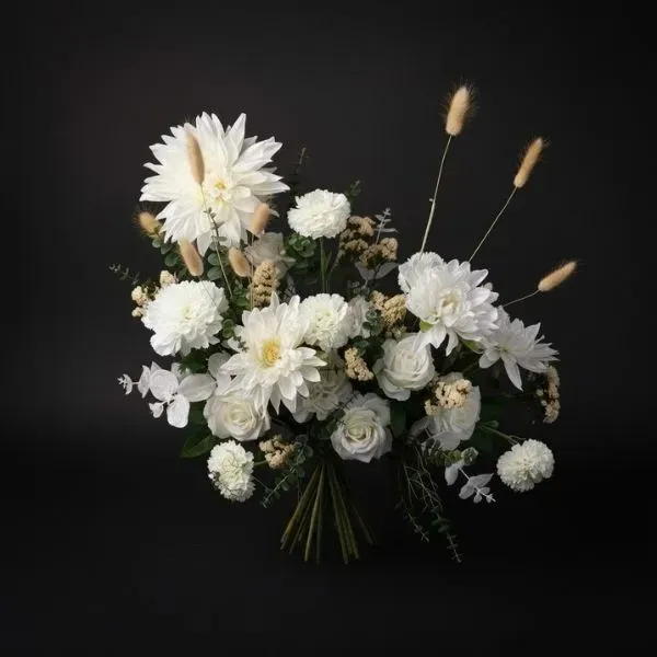 ivory meadows 1 Ivory Meadow Centerpiece