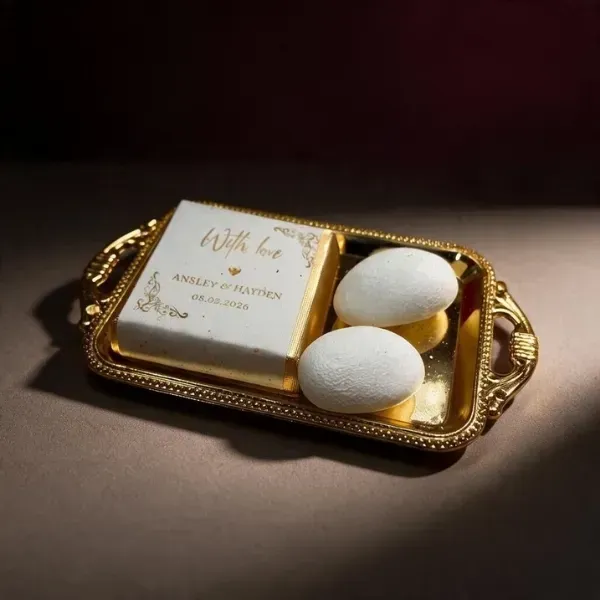 Chocolate Wedding Favor – Red or Gold2 Chocolate Wedding Favor – Red or Gold